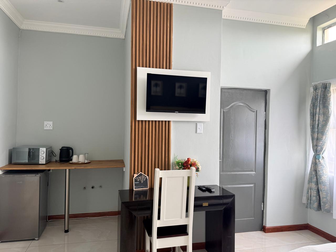 Presidential Suite refreshments and seating area